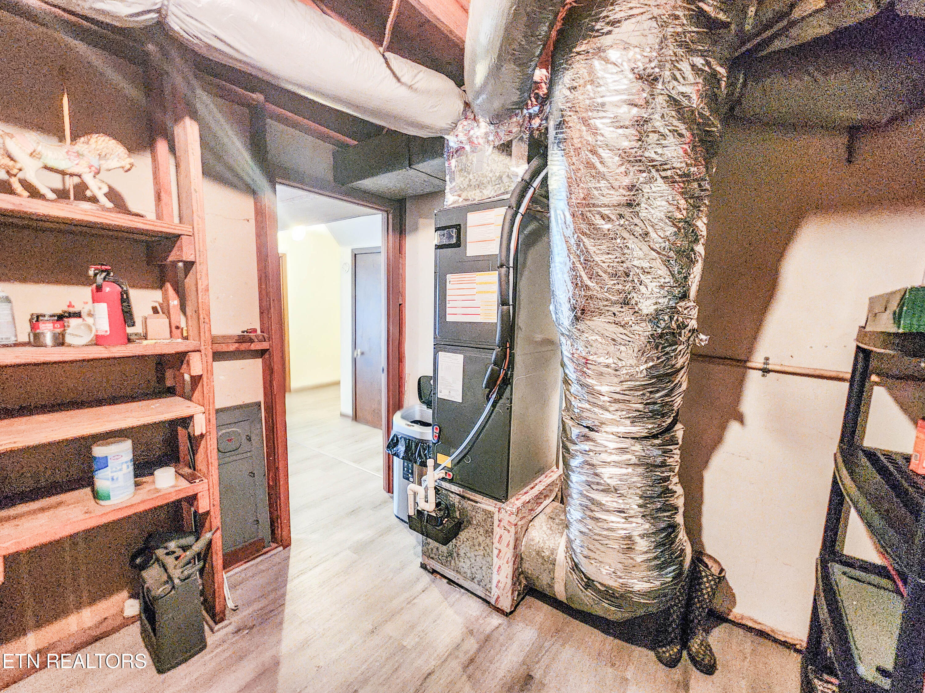 1641 Walker Ford Road Maynardville, TN 37807 - Photo 31 of 60 walker ford house storage