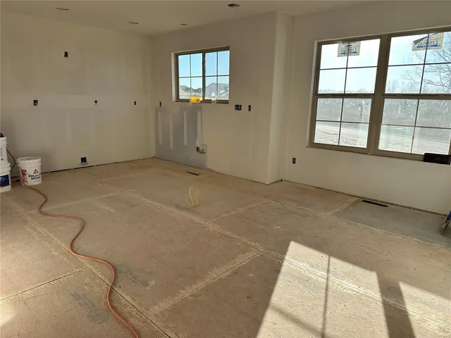 $349,900 | 49 Breckenridge Drive, Waynesville, MO 65583