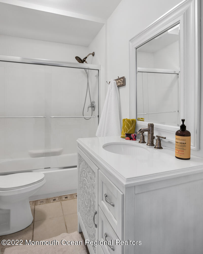 23 Tindall Road Middletown, NJ 07748 - Photo 20 of 49 23 Tindall Rd full bathroom