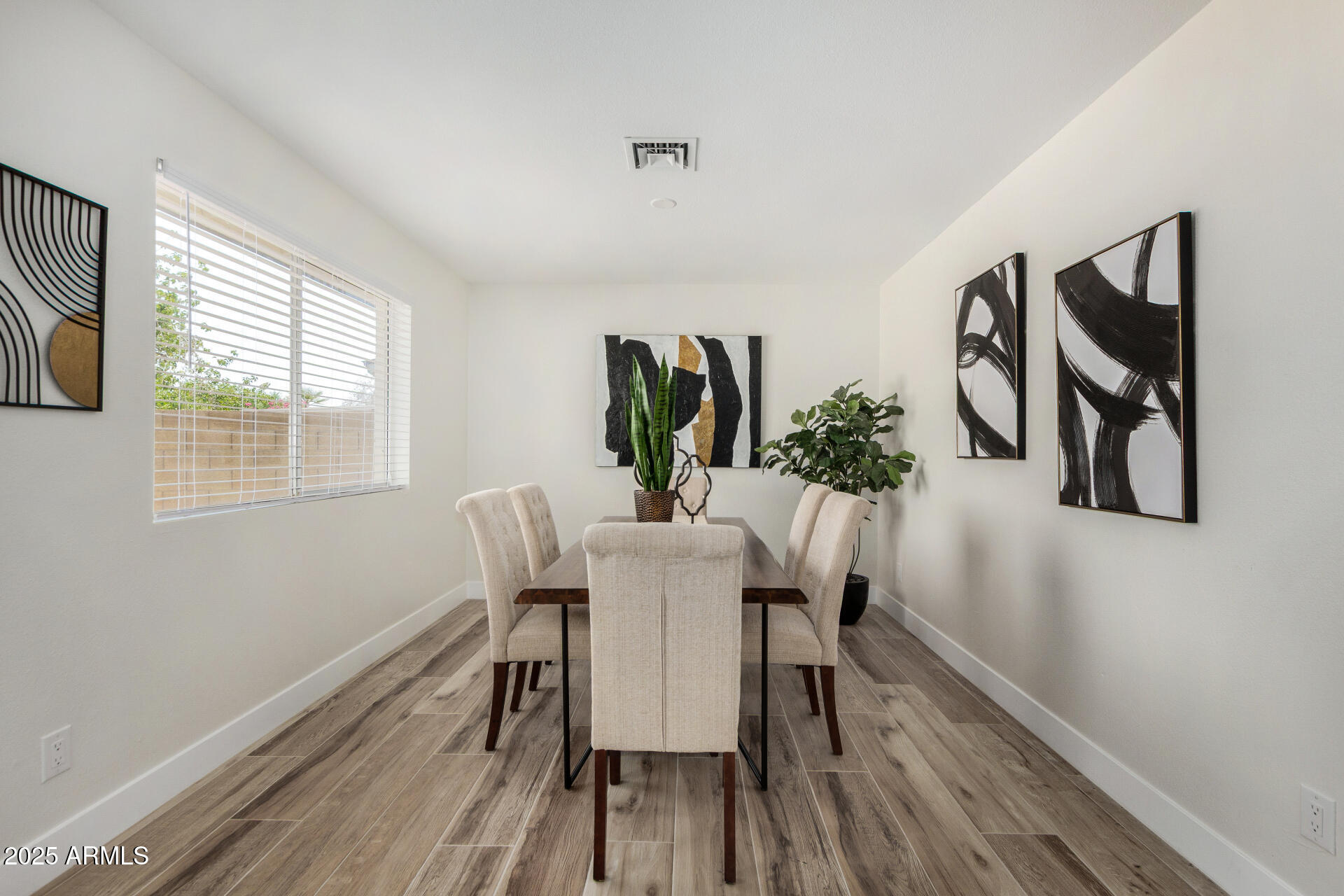 329 West Aspen Avenue Gilbert, AZ 85233 - Photo 11 of 37 13 - Aspen