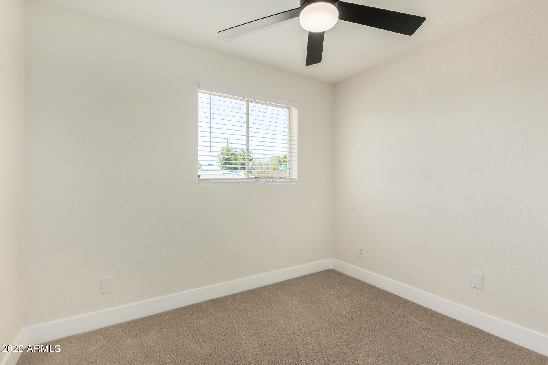 329 West Aspen Avenue Gilbert, AZ 85233 - Photo 31 of 37 22 - Aspen
