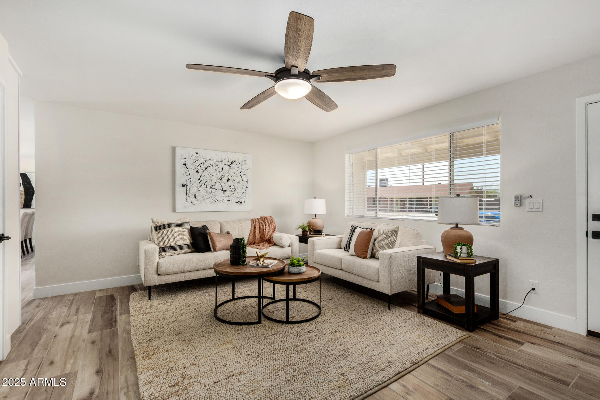 329 West Aspen Avenue Gilbert, AZ 85233 - Photo 6 of 37 06 - Aspen