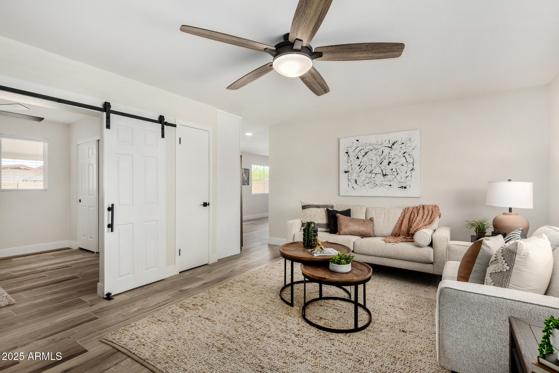 329 West Aspen Avenue Gilbert, AZ 85233 - Photo 7 of 37 05 - Aspen