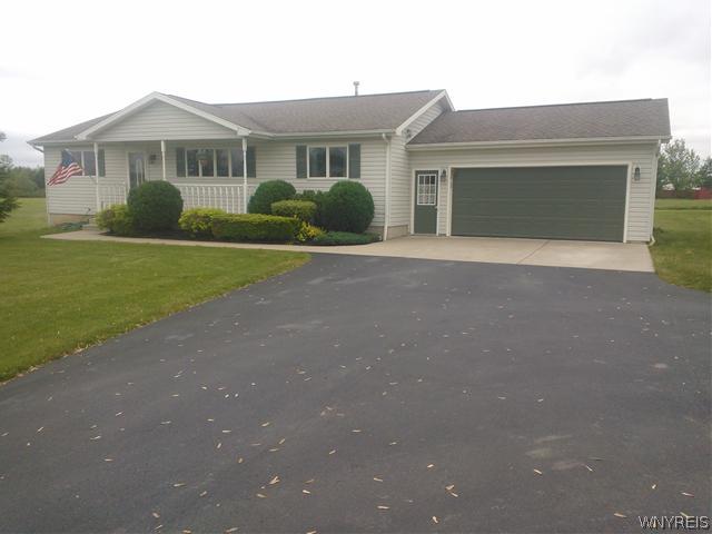5402 Feigle Road Pendleton, NY 14094 - Photo 1 of 1 Exterior Front
