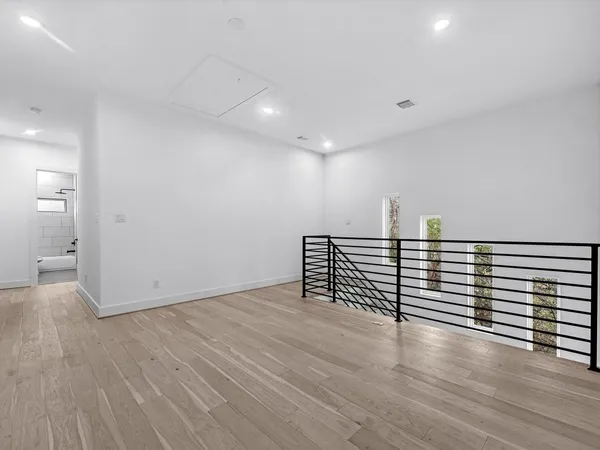 $439,000 | 3413 McGowen Street, Houston, TX 77004