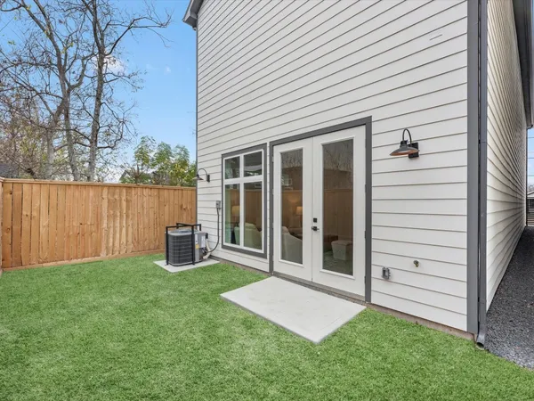$439,000 | 3413 McGowen Street, Houston, TX 77004