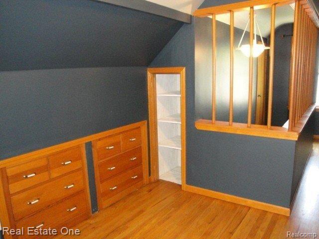 1997 Cambridge Road Berkley, MI 48072 - Photo 18 of 25 Wonderful built-ins in mstr bdrm