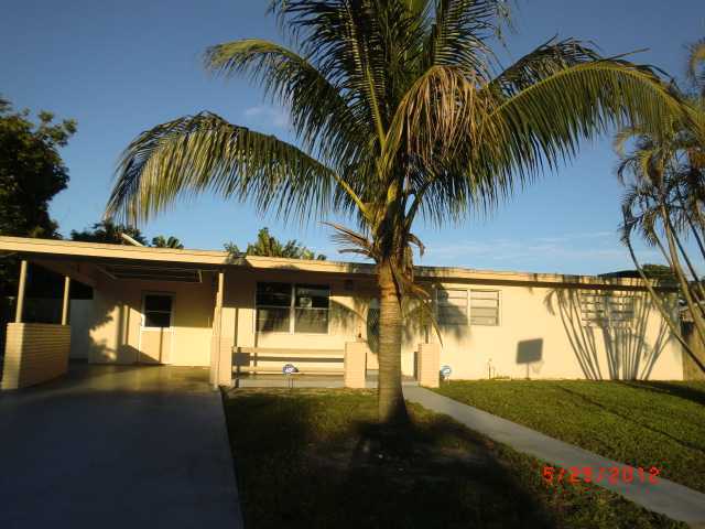 440 Los Altos Road Palm Springs, FL 33461 - Photo 1 of 21 Primary Photo