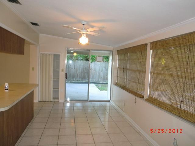 440 Los Altos Road Palm Springs, FL 33461 - Photo 6 of 21 Additional Photo