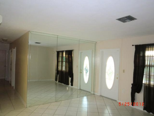 440 Los Altos Road Palm Springs, FL 33461 - Photo 8 of 21 Additional Photo