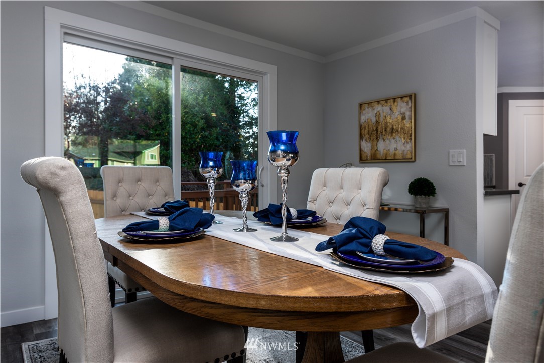 1675 Index Avenue Southeast Renton, WA 98058 - Photo 5 of 21 Gallery Image 5