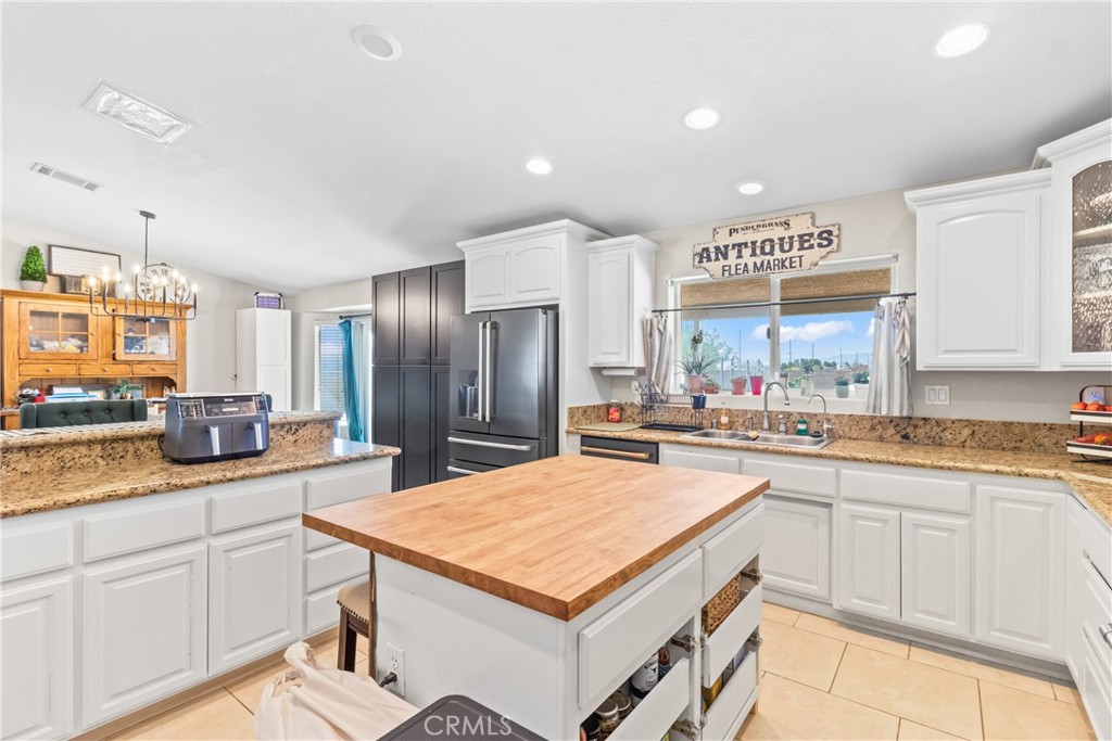 7010 West Ave A 4 Lancaster, CA 93536 - Photo 20 of 49
