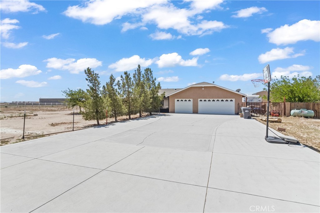 7010 West Ave A 4 Lancaster, CA 93536 - Photo 2 of 49