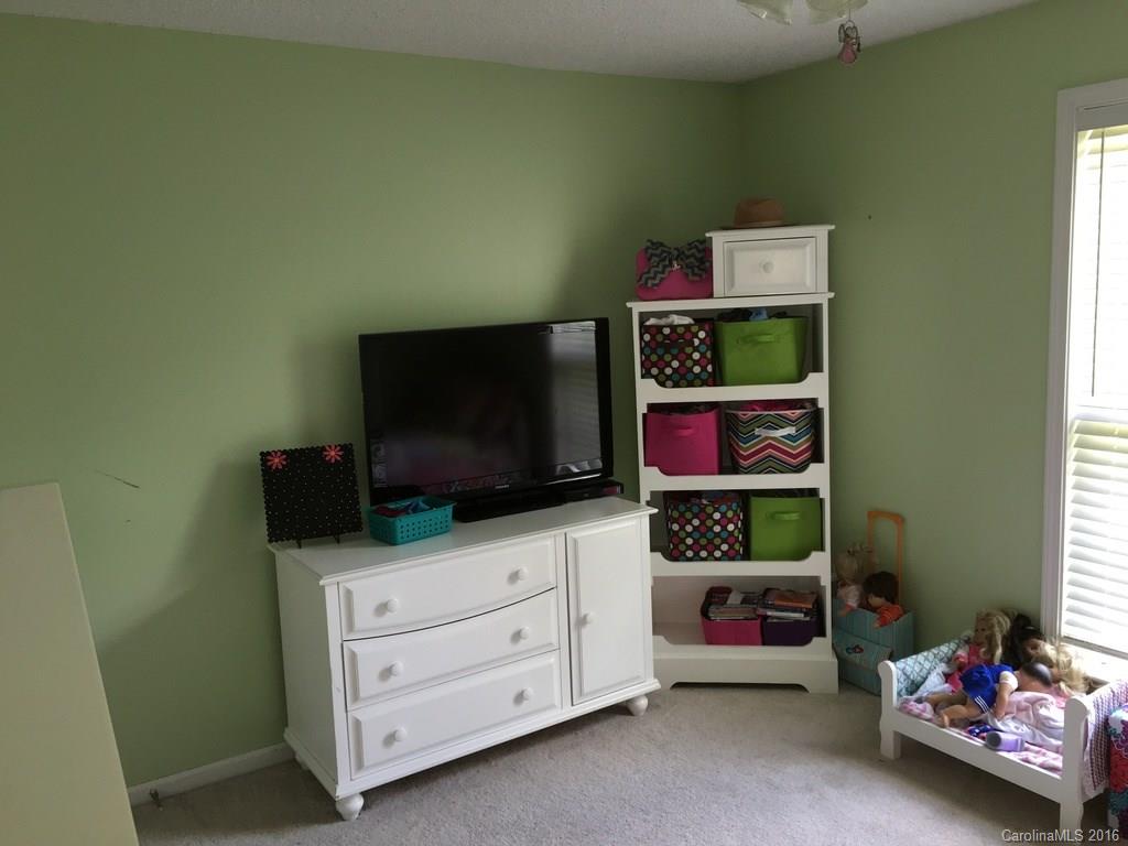 93 Forest Valley Road Sylva, NC 28779 - Photo 17 of 22 Gallery Image 17