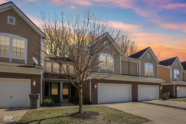 $219,900 | 5673 Brownstone Drive, Unit 5673, Indianapolis, IN 46220