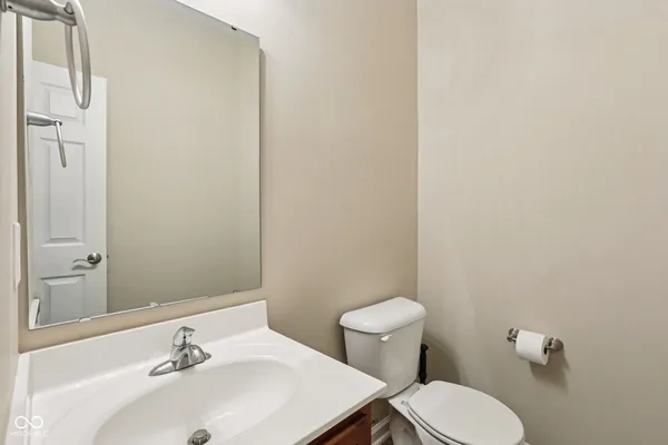 $219,900 | 5673 Brownstone Drive, Unit 5673, Indianapolis, IN 46220