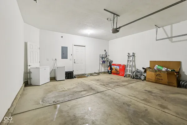 $219,900 | 5673 Brownstone Drive, Unit 5673, Indianapolis, IN 46220