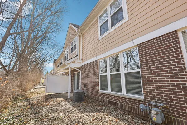 $219,900 | 5673 Brownstone Drive, Unit 5673, Indianapolis, IN 46220