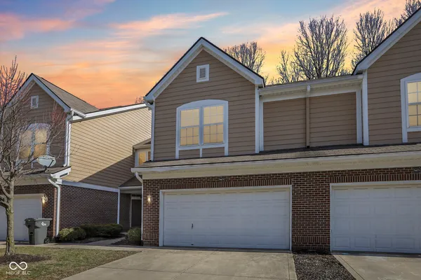 $219,900 | 5673 Brownstone Drive, Unit 5673, Indianapolis, IN 46220