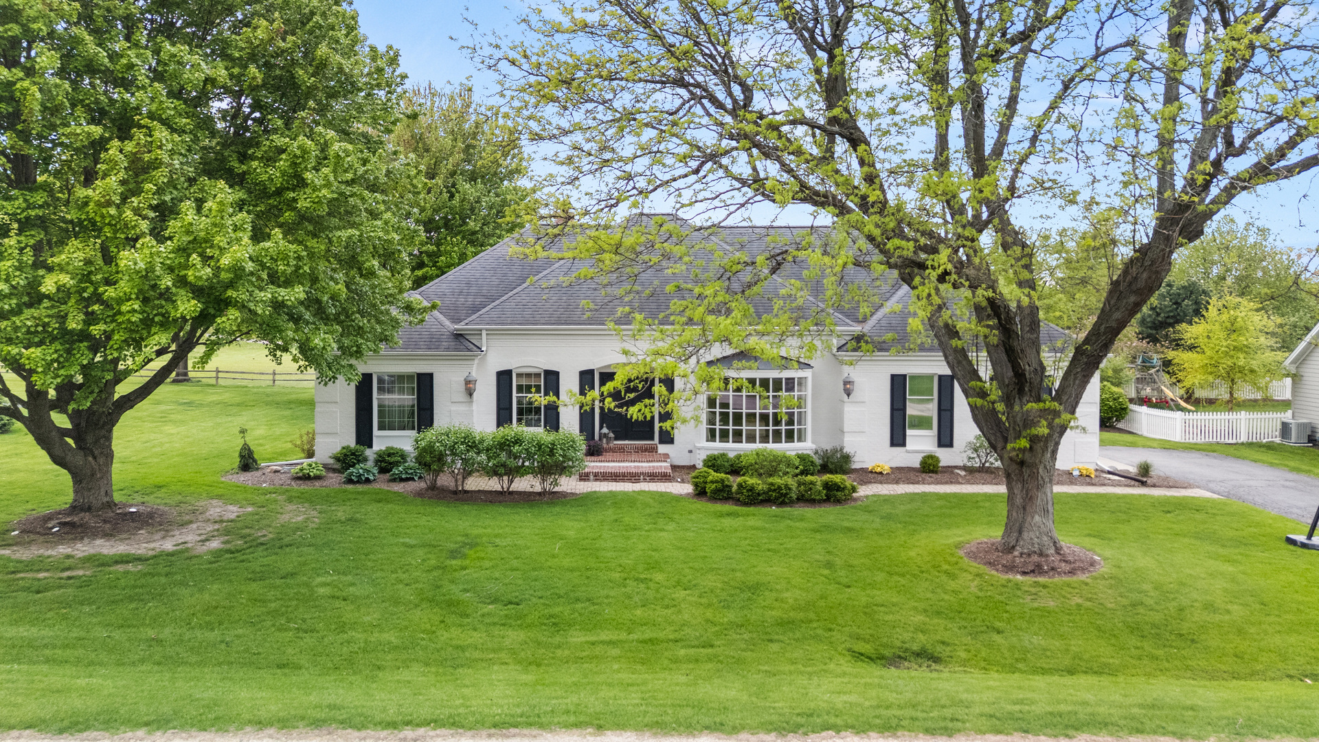 30819 Royal Oak Road Genoa, IL 60135 - Photo 2 of 47