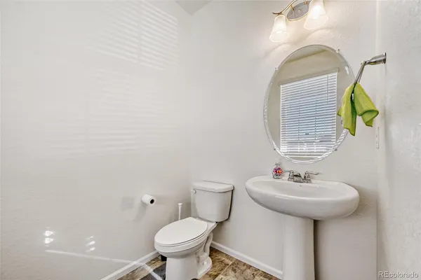 $560,000 | 6070 North Gibralter Court, Aurora, CO 80019