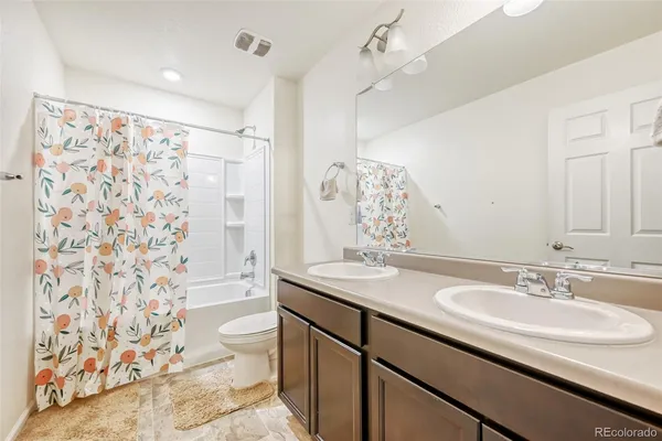 $560,000 | 6070 North Gibralter Court, Aurora, CO 80019