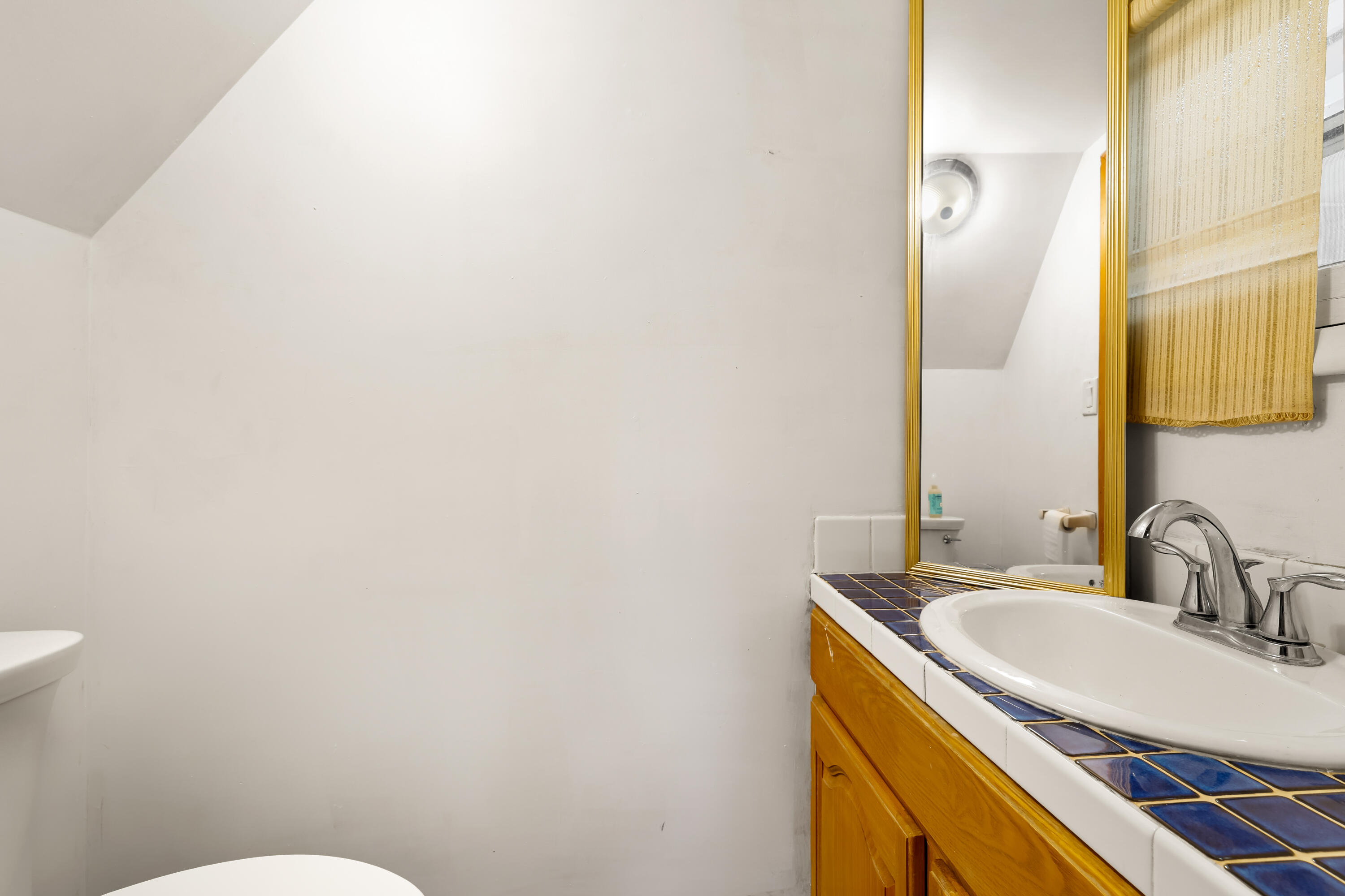 1708 Market Street La Crosse, WI 54601 - Photo 11 of 15 _C8A6486