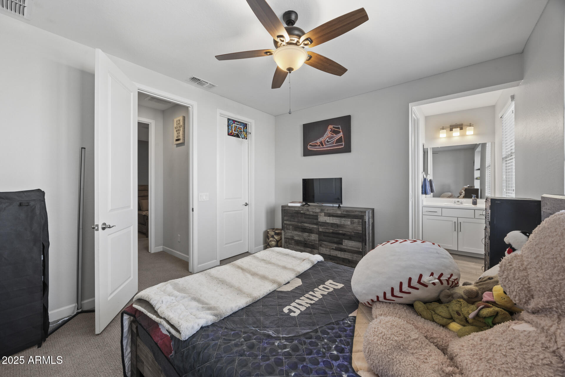 14369 West Wethersfield Road Surprise, AZ 85379 - Photo 26 of 54 1-43