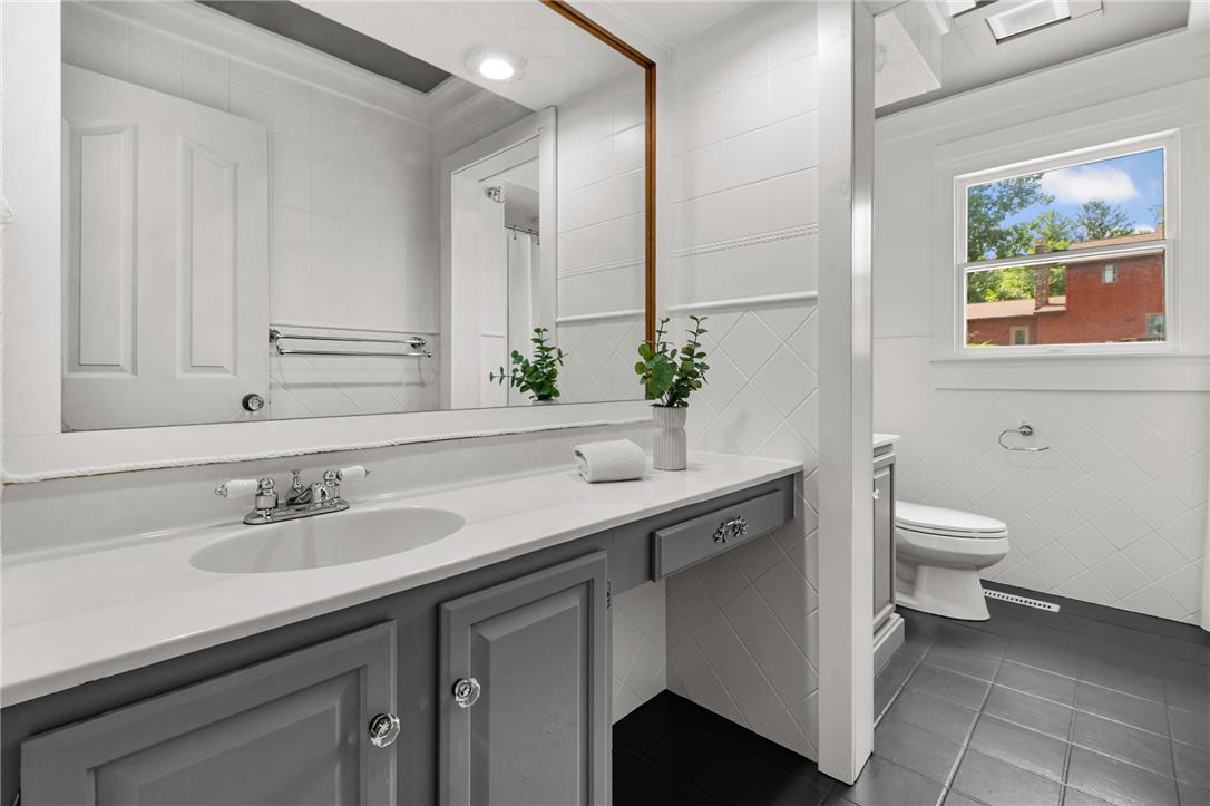 2230 Greenwood Road Allentown, PA 18103 - Photo 56 of 86