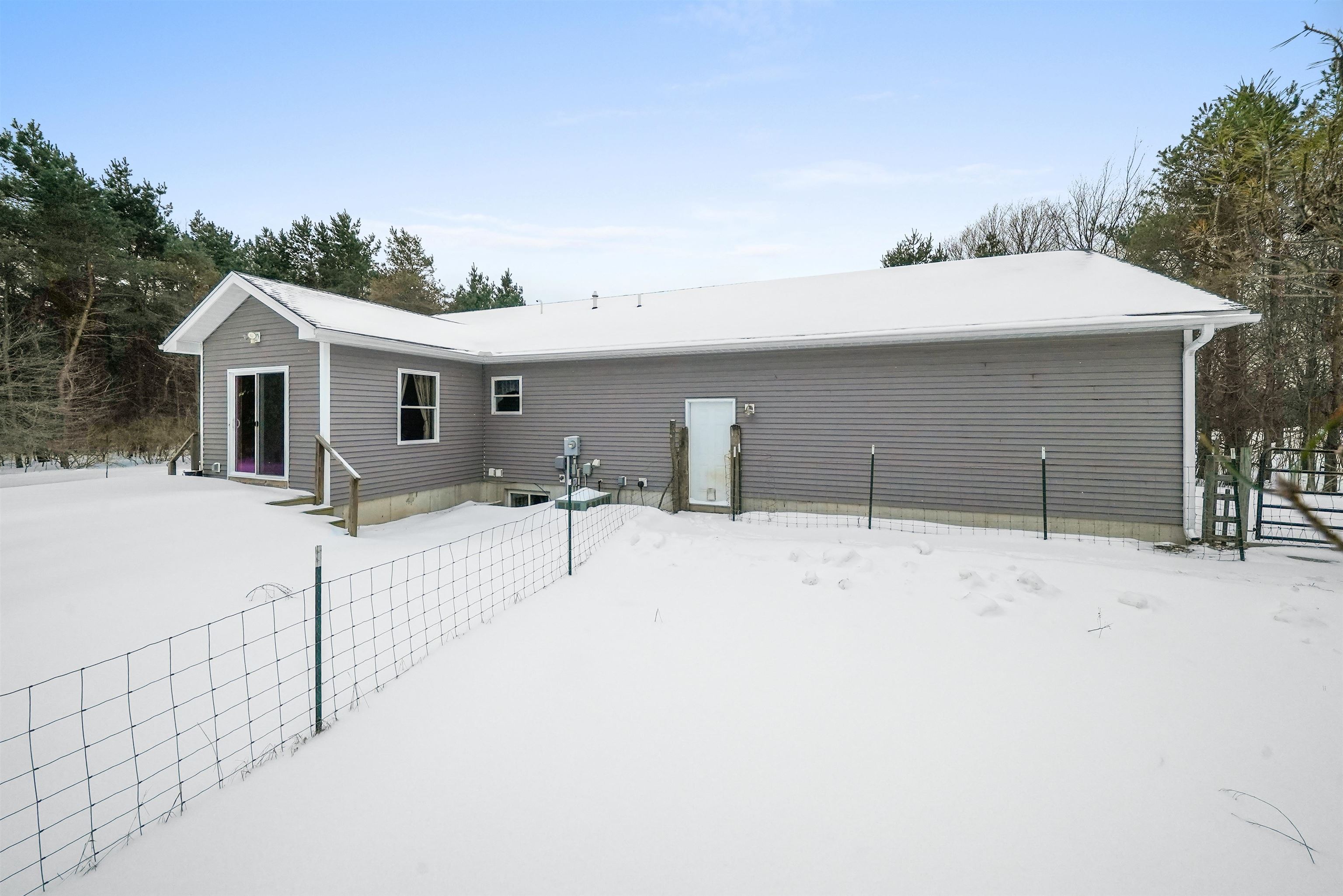 8530 Homestead Road Benzonia, MI 49616 - Photo 34 of 69