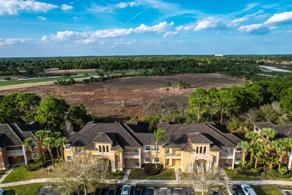 $275,000 | 8266 Mulligan Circle, Unit 2611, Port St. Lucie, FL 34986
