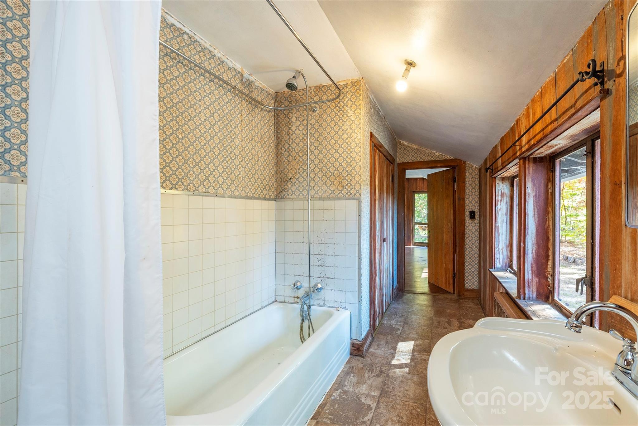 102 Weaver Mill Road Columbus, NC 28722 - Photo 35 of 43