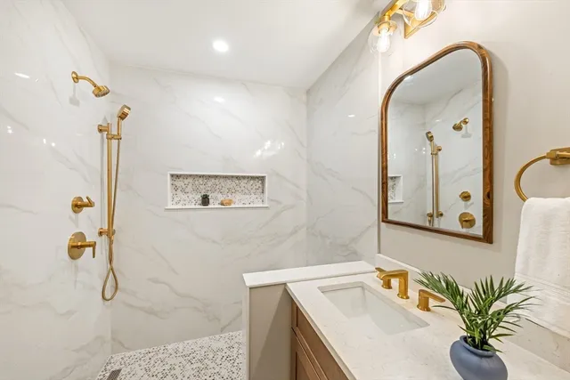 $6,800 | 110 Wilson Road, Unit 2, Bedford, MA 01730