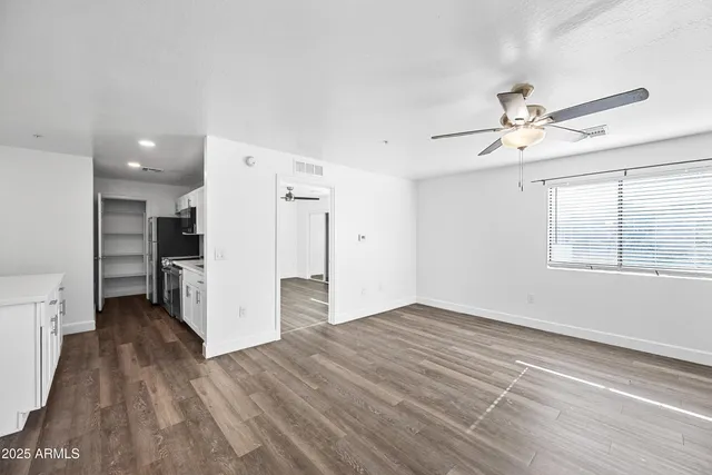 $1,699 | 3065 North 67th Avenue, Unit 229, Phoenix, AZ 85033