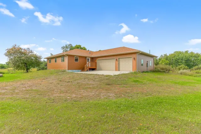 $539,000 | 26445 326th Avenue, Pierz, MN 56364