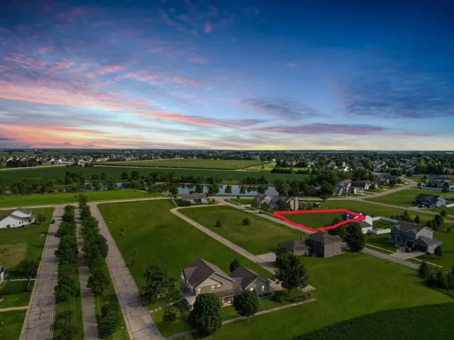 $77,900 | 661 Celebration Drive, Normal, IL 61761