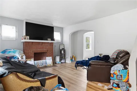 $274,999 | 319-321 East Agnew Avenue, Carrick, PA 15210