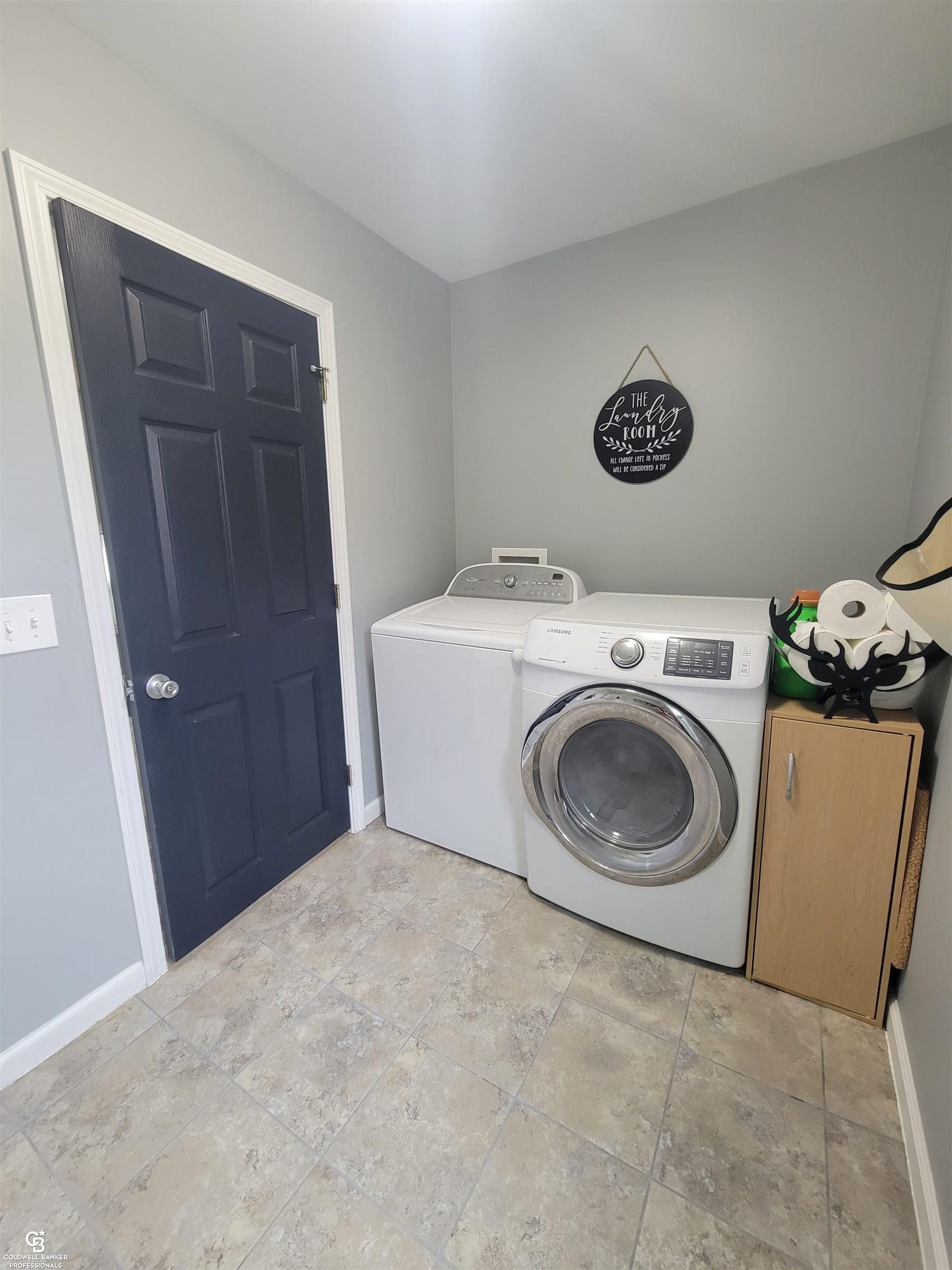 3569 Cribbins Road Avoca, MI 48006 - Photo 20 of 29 50173538-1b335eac-f3c8-4379-95de-9e5218ee190c.JPG