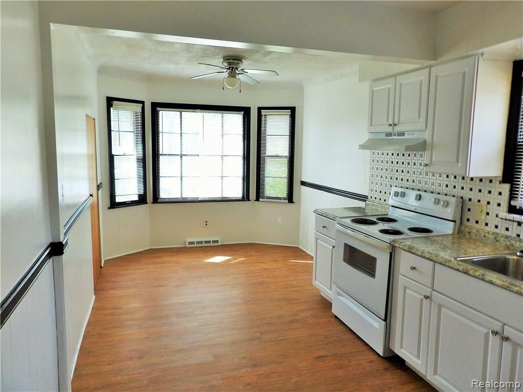 10056 Garfield Street Redford, MI 48239 - Photo 4 of 17 pic 2.jpg