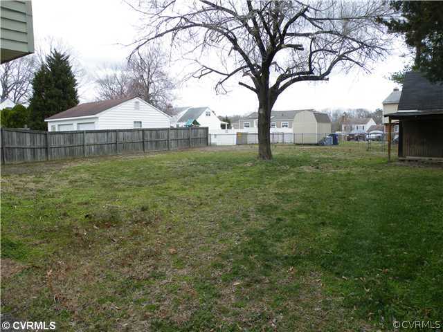 9609 Krause Road Chesterfield, VA 23832 - Photo 15 of 17 a view of yard with green space and trees