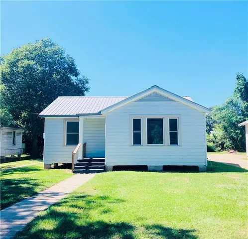 $105,000 | 604 South Holly Street, Bunkie, LA 71322