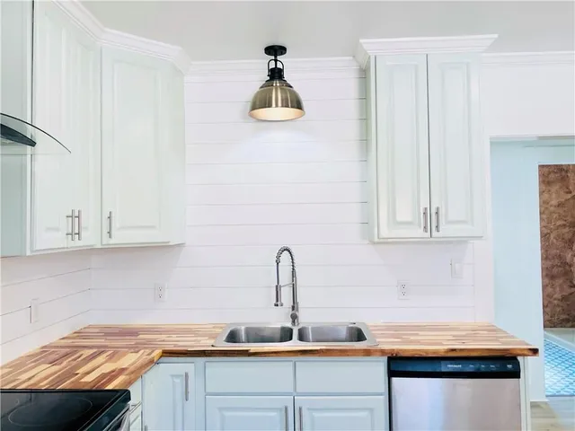 $105,000 | 604 South Holly Street, Bunkie, LA 71322