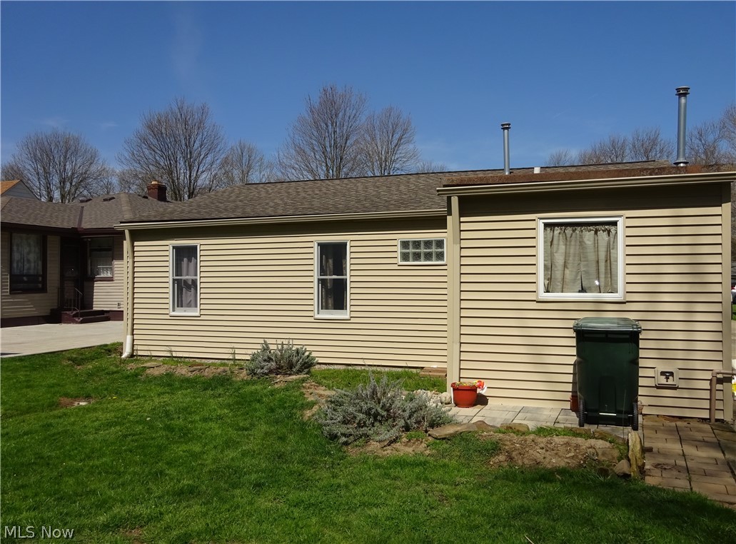 6797 Franke Road Cleveland, OH 44130 - Photo 20 of 24
