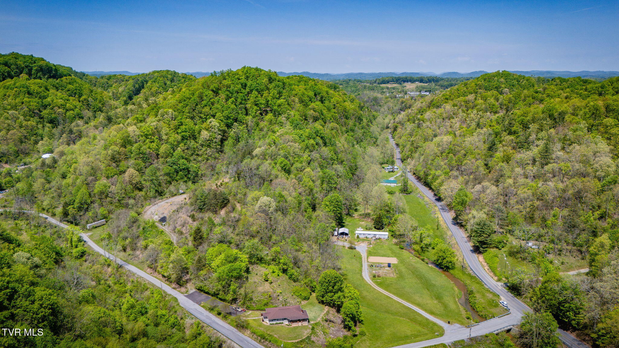 120 Bear Hollow Road Bristol, TN 37620 - Photo 25 of 43 102