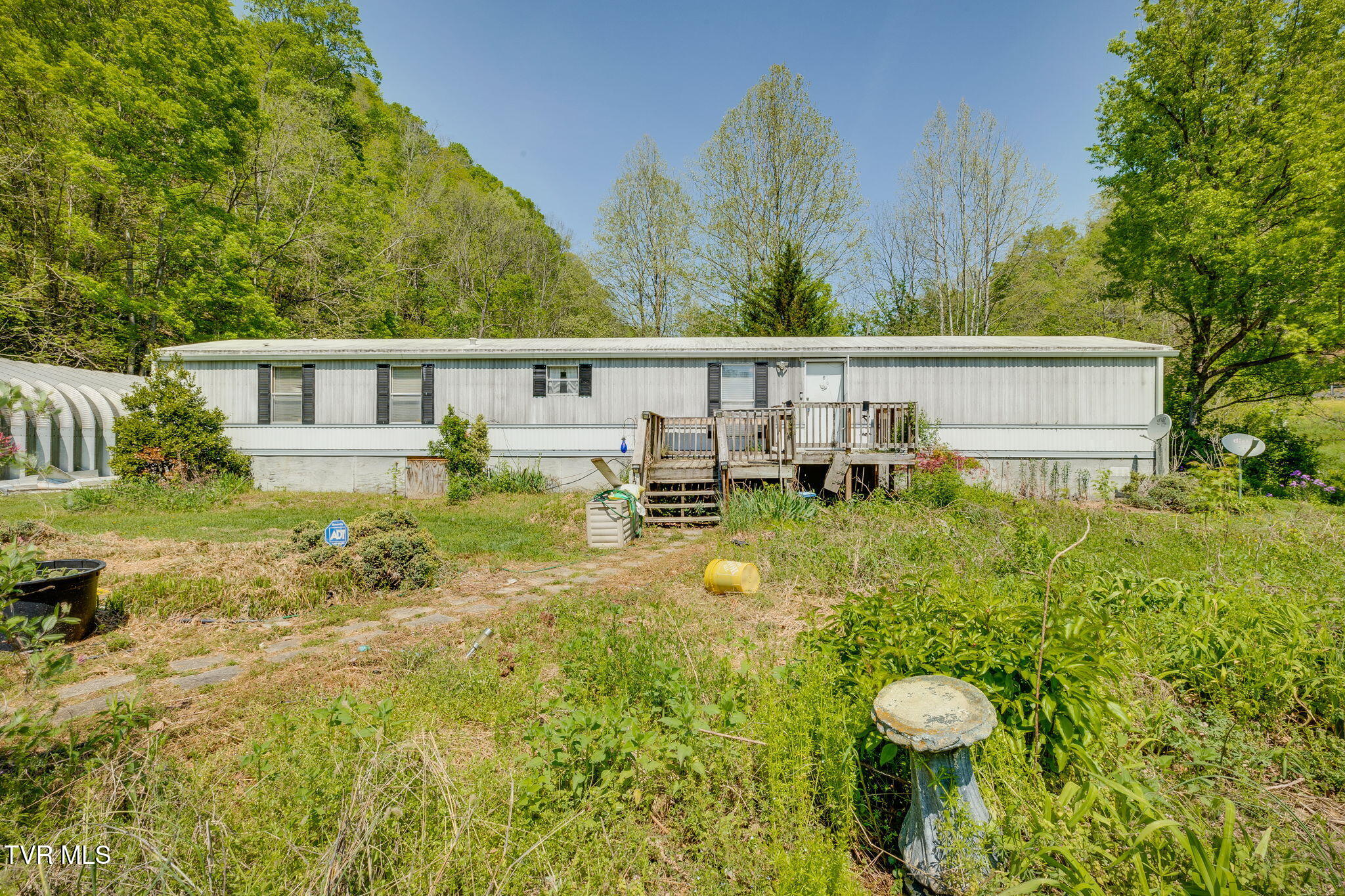 120 Bear Hollow Road Bristol, TN 37620 - Photo 41 of 43 001