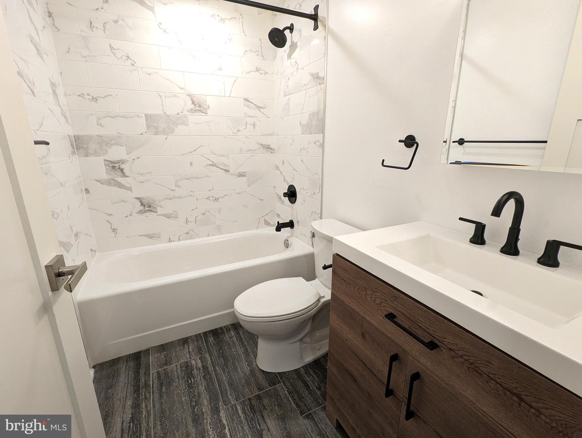 6618 Ridge Avenue, Unit 205 Philadelphia, PA 19128 - Photo 2 of 9