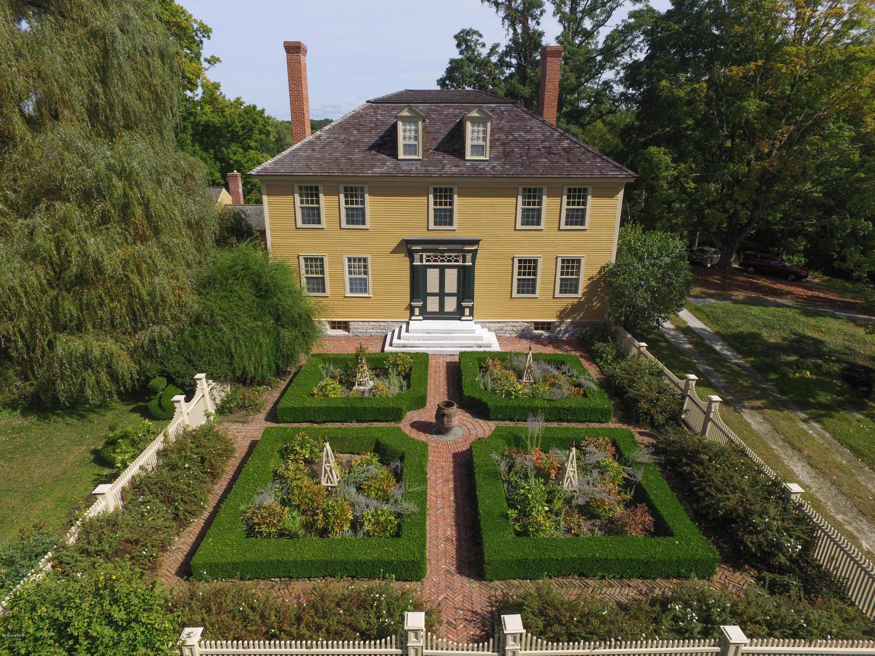 795 Rannapo Road Sheffield, MA 01257 - Photo 1 of 50 Major General John Ashley House