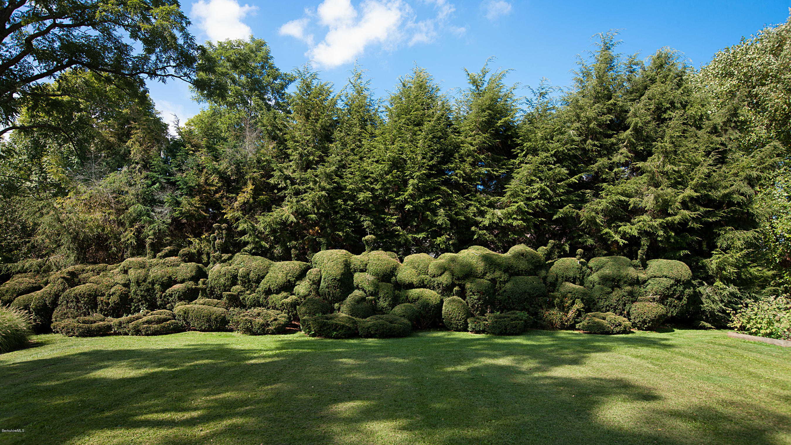 795 Rannapo Road Sheffield, MA 01257 - Photo 45 of 50 Pool House Garden