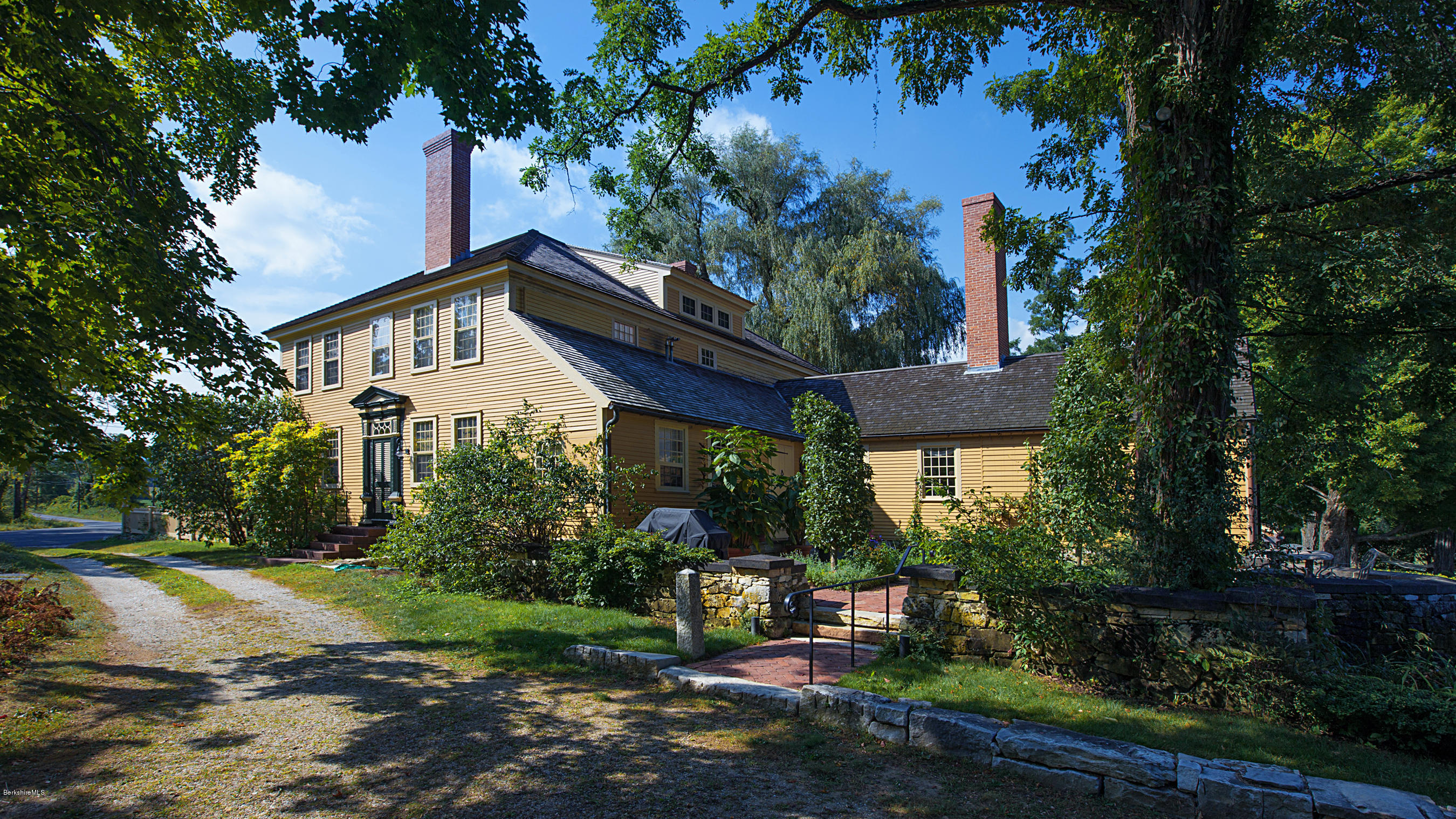 795 Rannapo Road Sheffield, MA 01257 - Photo 9 of 50 Side Entrance