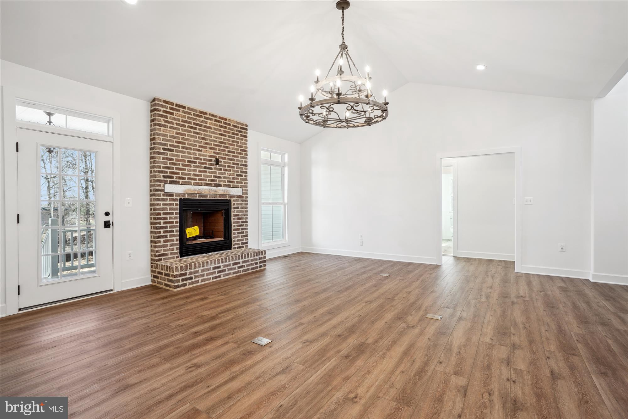 2412 Mountain Road Haymarket, VA 20169 - Photo 40 of 52 GREAT ROOM